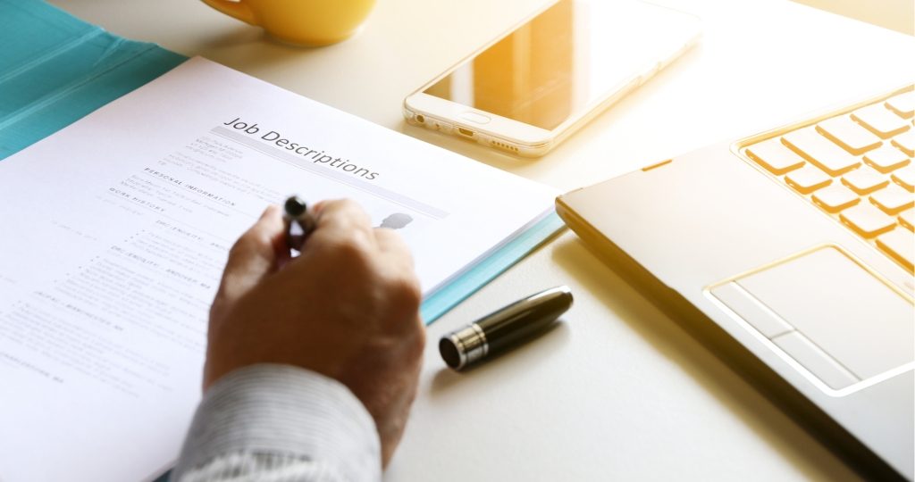 What Does it take to be a Real Estate Accountant? Job Description and Duties What Does it take to be a Real Estate Accountant? Job Description and Duties