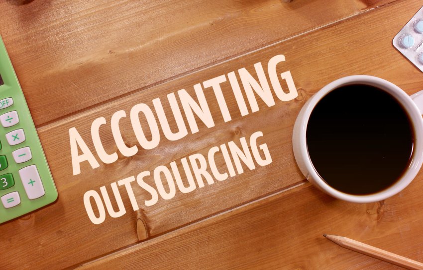 Factors Influencing Finance & Accounting Outsourcing Success [Infographic]